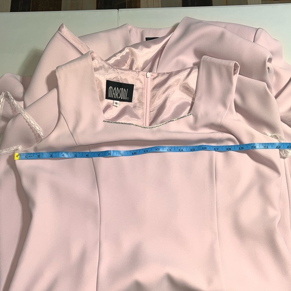 Marsoni Elegant Light Pink Skirt Suit with Silver Accents size 18 - Picture 6 of 10
